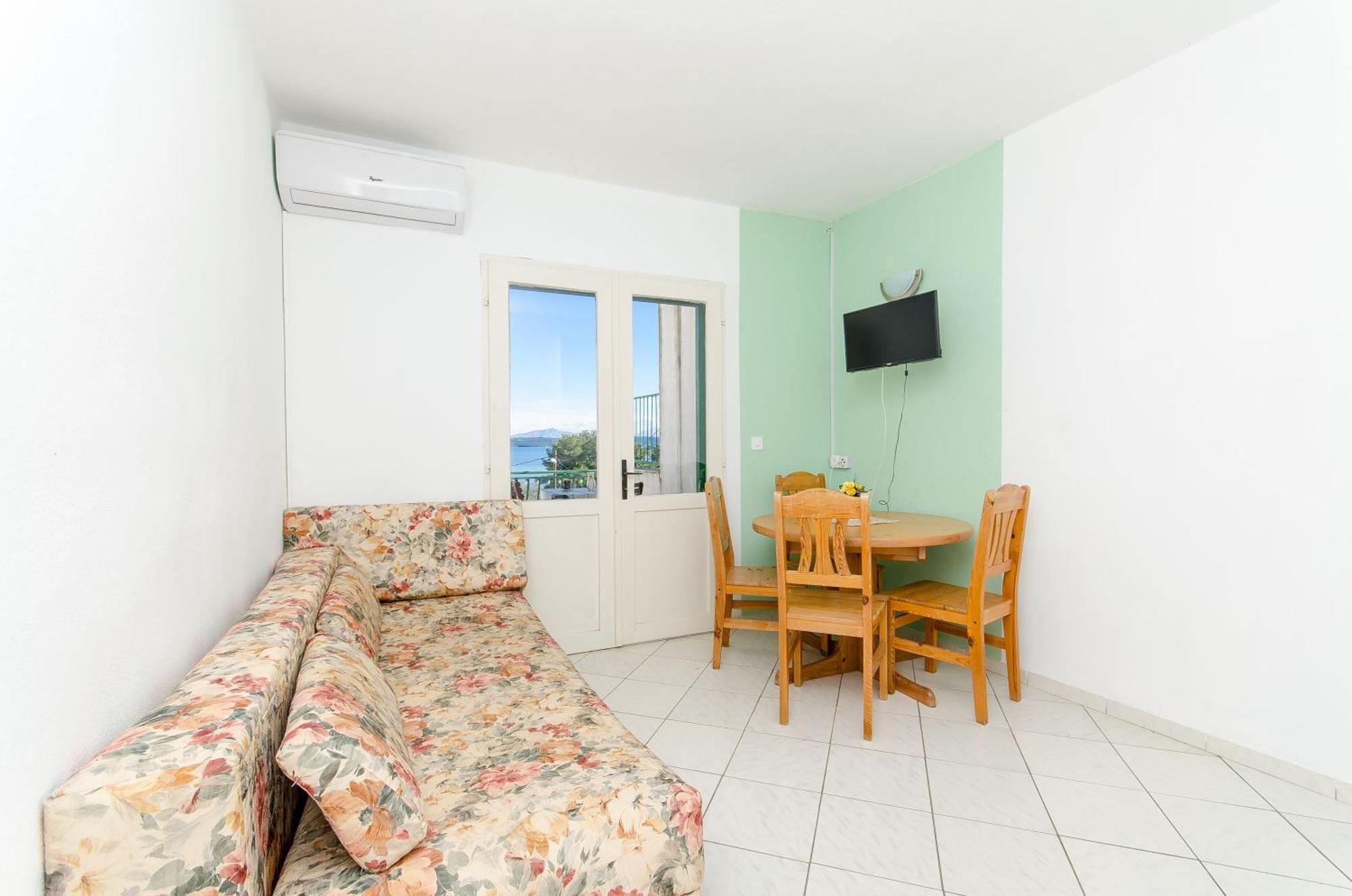 Apartments Laguna 斯托莫斯卡 外观 照片