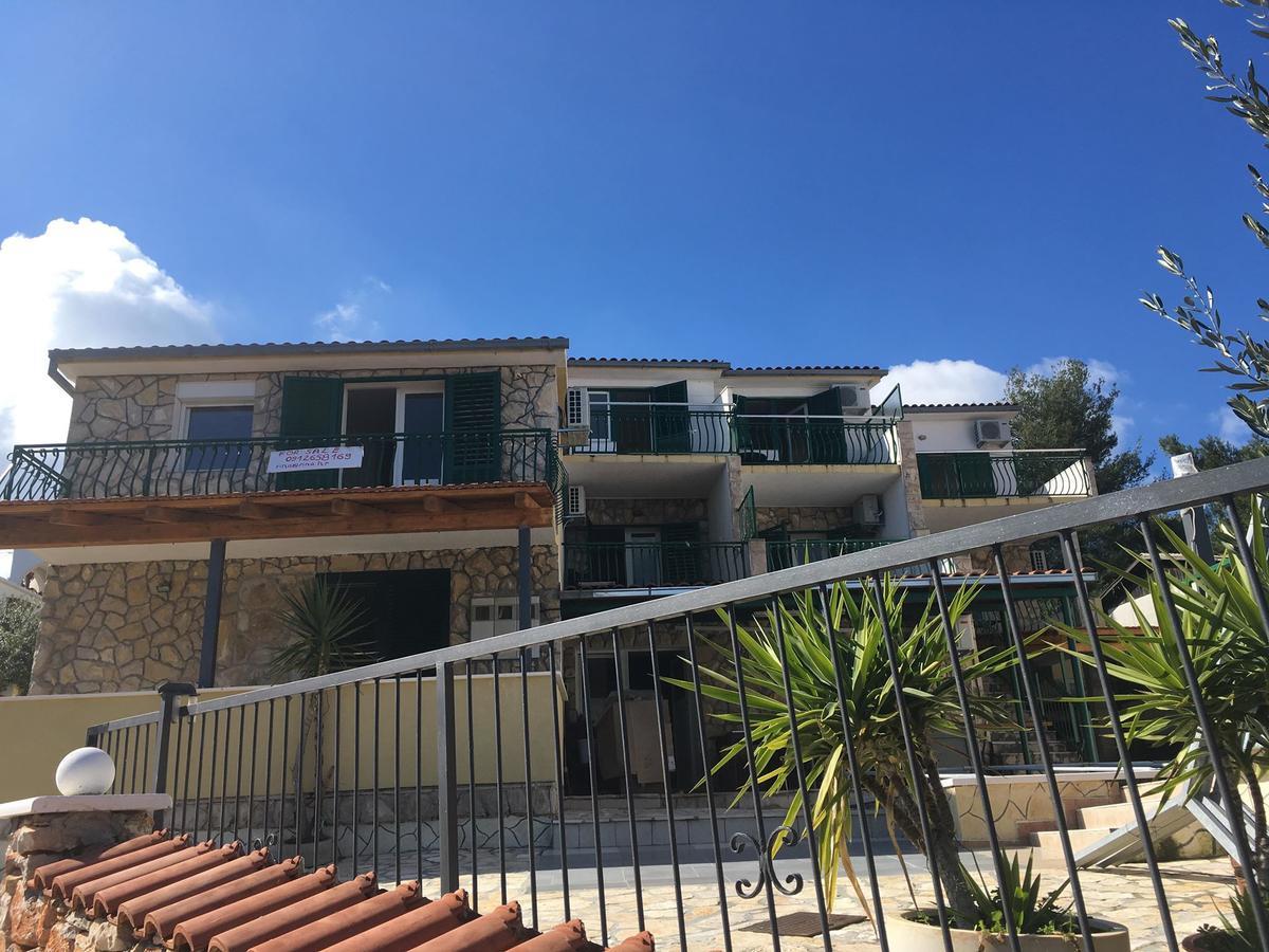Apartments Laguna 斯托莫斯卡 外观 照片